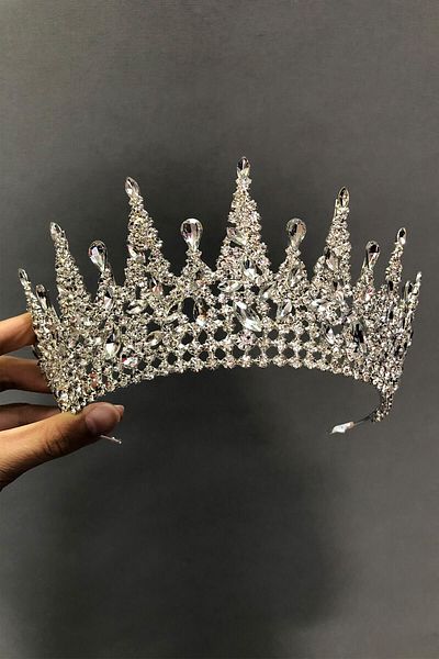 Hobigram Coroana de mireasa de culoare argintie model Gatria pentru cele mai frumoase mirese - Coroana, piatra de cristal, model elegant, coroana de mireasa