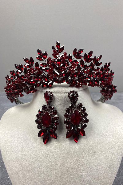 Hobigram Set de coroană și cercei cu piatră de henna de mireasă brodate cu mărgele Asleny de burgundă pentru cele mai frumoase mirese – Coroană – Tiara