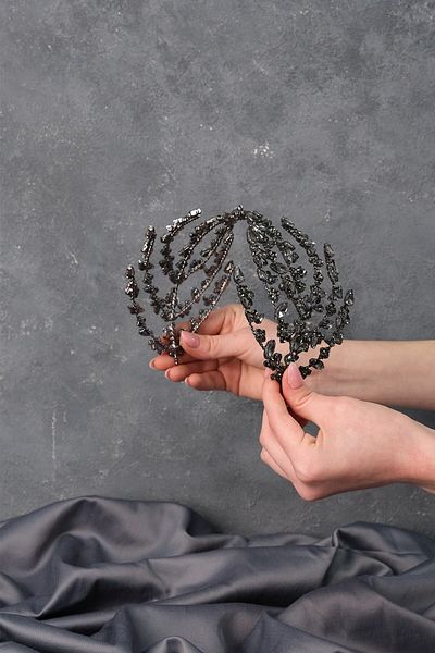Hobigram Coroana Helen Bridal Henna cu două fețe gri antracit pentru cele mai frumoase mirese – Coroană, cu pietre de cristal, model elegant