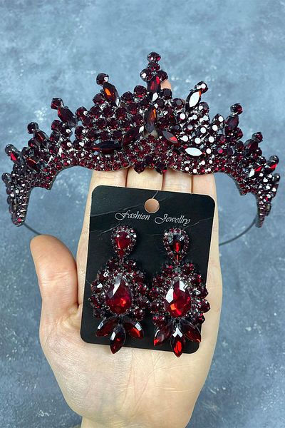 Hobigram Coroană de mireasă Henna și cercei cu navetă cu piatră de Tokyo Bordeaux pentru cele mai frumoase mirese – Coroană, piatră de cristal, modă elegantă