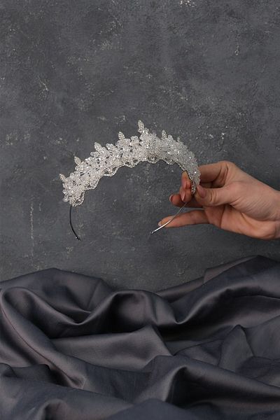 Hobigram Coroană de mireasă Bade cu mărgele de cristal argintiu pentru cele mai frumoase mirese – Coroană, cu pietre de cristal, model elegant – Coroană – T