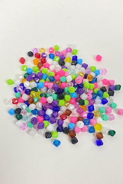 Hobigram Beads Assortment Colorful Pyramid Plastic Beads 25 Gr – Beads, Stylish Design, Women's Accessory – Bon