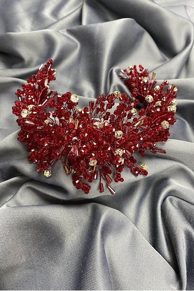 Hobigram Henna și coroană de mireasă cu piatră de cristal Rastaban bordeaux pentru cele mai frumoase mirese – coroană, piatră de cristal, model elegant