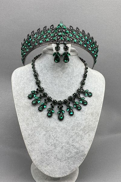 Hobigram Set Coroană și Colier Green Mia Bridal Henna pentru cele mai frumoase mirese – Coroană, Piatră de cristal, Model elegant – Coroană –