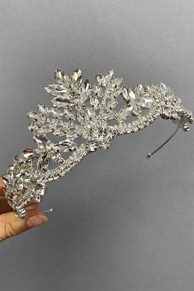 Hobigram Coroana de mireasa din piatra de cristal pentru cele mai frumoase mirese – Coroana, piatra de cristal, model elegant, coroana de mireasa – coroana – coroana