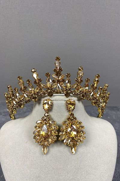 Hobigram Honey Colored Cooker Bridal Henna Crown and Shuttle Stone Evening Dress Earrings for the Most Beautiful Brides
