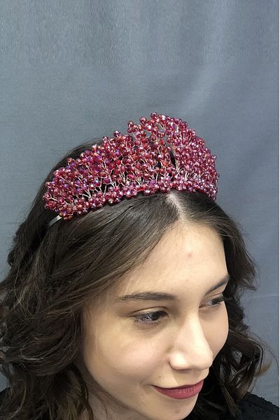 Hobigram Mireasa cu margele de cristal rosu inchis si coroana Henna pentru cele mai frumoase mirese - coroana, cu piatra de cristal, model elegant