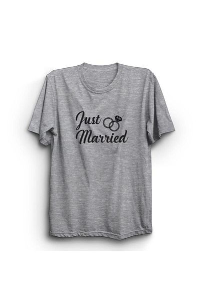 fame-stoned Just Married Married Printed Tshirt