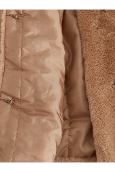 LC Waikiki Állványgalléros lány plüsskabát