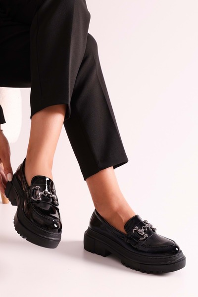 Shoeberry Γυναικείο Rex Μαύρο λουστρίνι με παχιά σόλα Loafer Μαύρο λουστρίνι