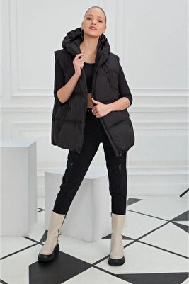 Kadın Siyah Kapüşonlu Oversize Boyfriend Şişme Yelek ürün fotoğrafı
