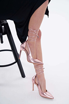 10.5 Cm Bilekten Bağlamalı Rose Stiletto Topuklu Ayakkabı ürün fotoğrafı