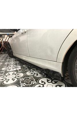 Bmw E90 Marşpiyel Lipi Flaplı Parlak Siyah ürün fotoğrafı