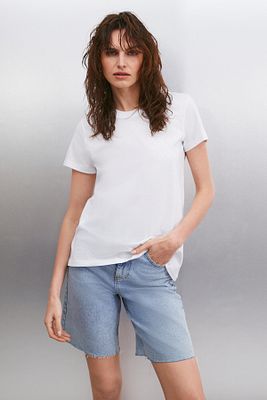 Samantha Kadın %100 Organik Pamuklu Comfort Fit Arkası Uzun Basic Örme Beyaz T-shirt ürün fotoğrafı