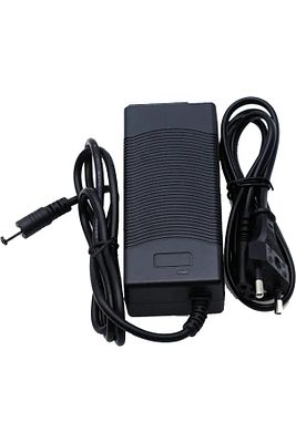 42 Volt 2 Amper | 5.5*2.5 Uçlu Scooter Adaptör ürün fotoğrafı
