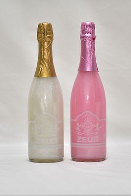 Simli Alkolsüz Şampanya - 2'li Paket - Çilek Aromalı Ve Hindistan Cevizi Aromalı ürün fotoğrafı