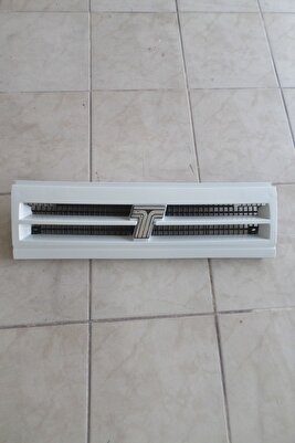 Tofaş Doğan Kartal Slx Şahin S Ön Panjur 3 Bacak,ortadan Çizgili Panjur Fı210 Beyaz Boyalı ürün fotoğrafı