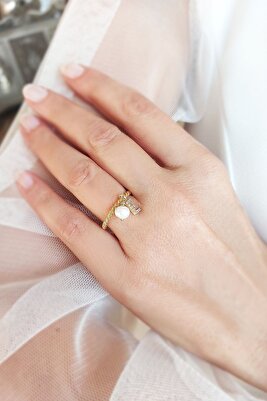 925 Ayar Gümüş Harf Sallantılı İnci Yüzük ürün fotoğrafı