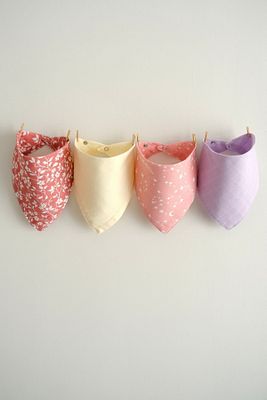 (4 ADET) Run Baby Müslin Kumaş Iki Çıtçıtlı Bebek Salya Önlük & Fular ürün fotoğrafı