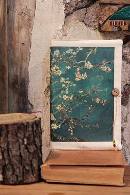 Kitap Kılıfı - Van Gogh Badem Ağacı ürün fotoğrafı