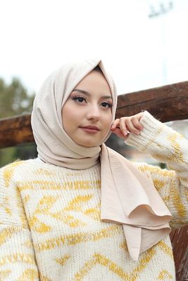 Tesettür Pamuk Kraş Cazz Şal Modeli -taş ürün fotoğrafı
