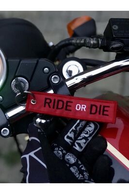 Ride Or Die Motorcu Kumaş Anahtarlık ürün fotoğrafı