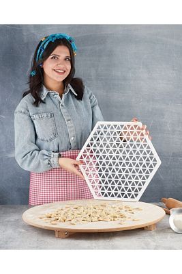 Pratik Üçgen Mantı Kalıbı Xl 40cm Mantımatik Hamur Kesme Aparatı Vp-089 ürün fotoğrafı