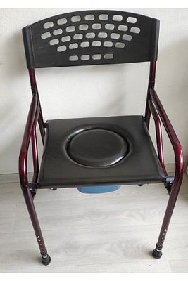 Deri Döşemeli Hasta Tuvaleti Klozeti Sandalyesi ürün fotoğrafı