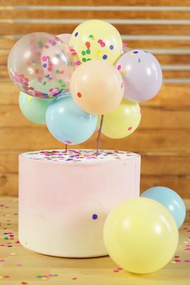 Çok Renkli Makaron Balon Pasta Süsü ürün fotoğrafı