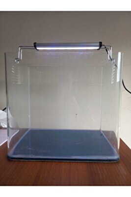 20cm Usb Li Akvaryum Aydınlatması Full Spektrum Bitkili 32cm E Kadar Akvaryumlara Uygundur. ürün fotoğrafı