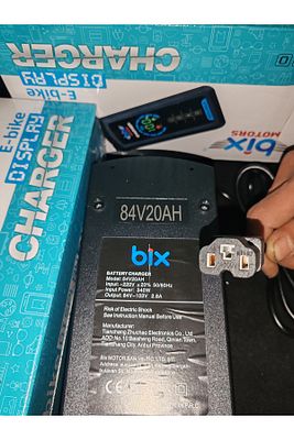 84 volt 20 amper 7 akü şarj cihazı elektrikli motorlar içindir ürün fotoğrafı