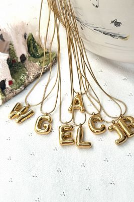 Altın Kaplama Özel Harfli Kişiselleştirilebilir Balon Kolye ürün fotoğrafı