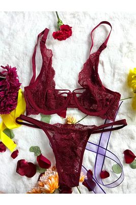 Crimson Bloom Kadın İç Çamaşırı Takımı ürün fotoğrafı