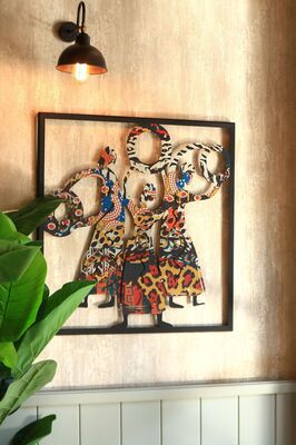 Triple Goddess Renkli Metal Duvar Tablosu - Modern Ev Ofis Dekorasyonu - Çerçeveli Tablo - Apt112 ürün fotoğrafı