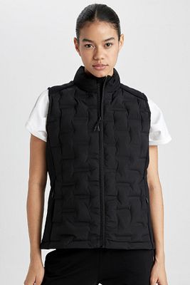 Fit Su Itici Rüzgar Geçirmez Slim Fit Dar Kesim Fermuarlı Şişme Sporcu Yelek B2069ax24sp ürün fotoğrafı