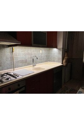 Mutfak Tezgah Üstü Için 5 Metre Beyaz Şerit Led12v Adaptör Tak Çalıştır Aç Kapa Anahtarlı 5 Metre ürün fotoğrafı