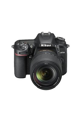 Nikon D7500 18-140mm Vr Fotoğraf Makinesi ürün fotoğrafı