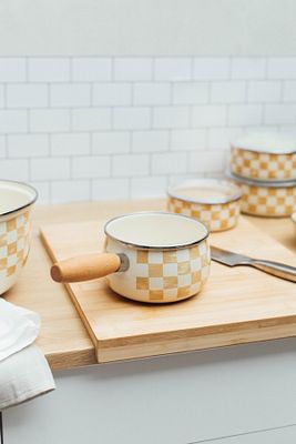 Beige Emaye Tava 16cm (1,3 Litre) ürün fotoğrafı