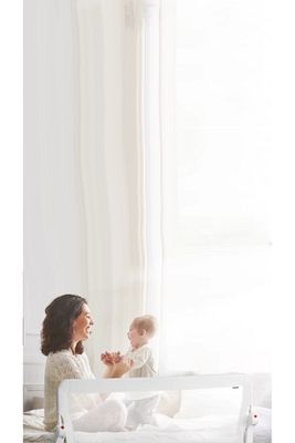 Guimo 150cm Yatak Bariyeri Katlanır Baza Korkuluğu Beyaz Foldable Bed Rail Guard Bed Rail For Baby ürün fotoğrafı
