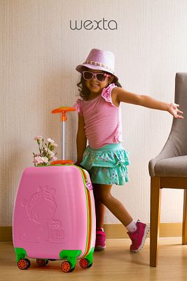 Wx-412 Şapkalı Kız Pembe Kız Çocuk Valizi ürün fotoğrafı
