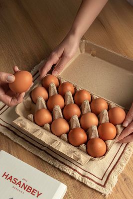 Doğal Kafessiz Köy Tavuğu Yumurtası 15 Adet ürün fotoğrafı