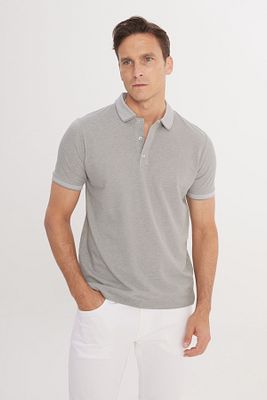 Erkek Çekmeyen Pamuklu Kumaş Slim Fit Dar Kesim Gri Kıvrılmaz Polo Yaka Tişört ürün fotoğrafı