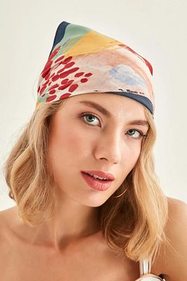 13750 Lacivert Kenarlıklı Renkli Bandana Fular ürün fotoğrafı