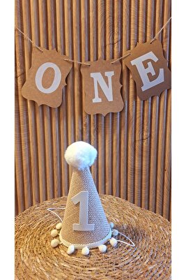 1 Yaş Şapka Jüt Kumaş PonPonlu Şapka Doğum Günü Şapkası One Şapka Ponponlu Çuval Kumaşlı ürün fotoğrafı