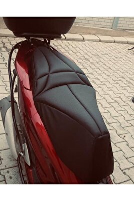 Pcx Konfo"PCX Uyumlu Konfor Sele: Sürüş Keyfinizi Üst Seviyeye Taşıyın Sele ürün fotoğrafı