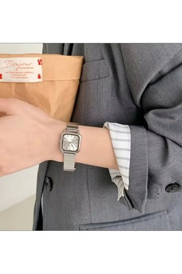 Özel Kutulu Kadın Kol Saati Hediye Doğum Günü Arkadaşa Sevgiliye Ablaya ürün fotoğrafı