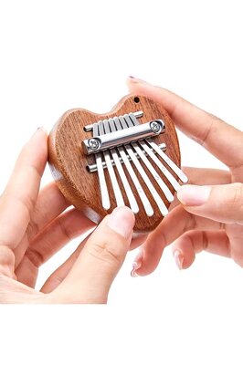 Ahşap Mini Kalimba 8 Tuşlu Ayıcık Model Kalimba Anahtarlık Çanta Veya Boyuna Asılabilir İpli ürün fotoğrafı