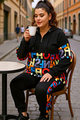 Kadın Büyük Beden Renkli Harf Desenli Siyah Eşofman Takımı ürün fotoğrafı