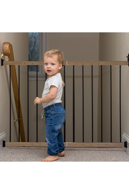 Ayarlanabilir Ahşap Demir Destekli Güvenlik Kapısı ürün fotoğrafı