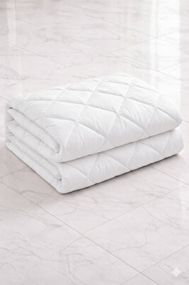 Siesta Microfiber Yorgan King Size (Battal Boy) - Beyaz-300 gr ürün fotoğrafı